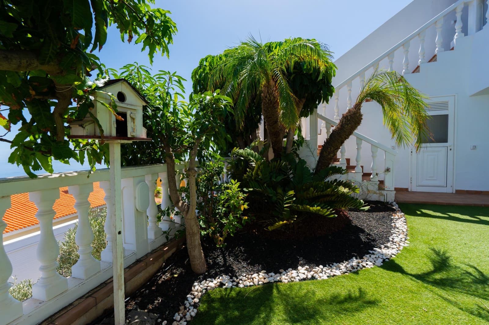 5 bedroom Villa for rent in Tabaiba with pool garage - € 3,700 (Ref: 10136129)