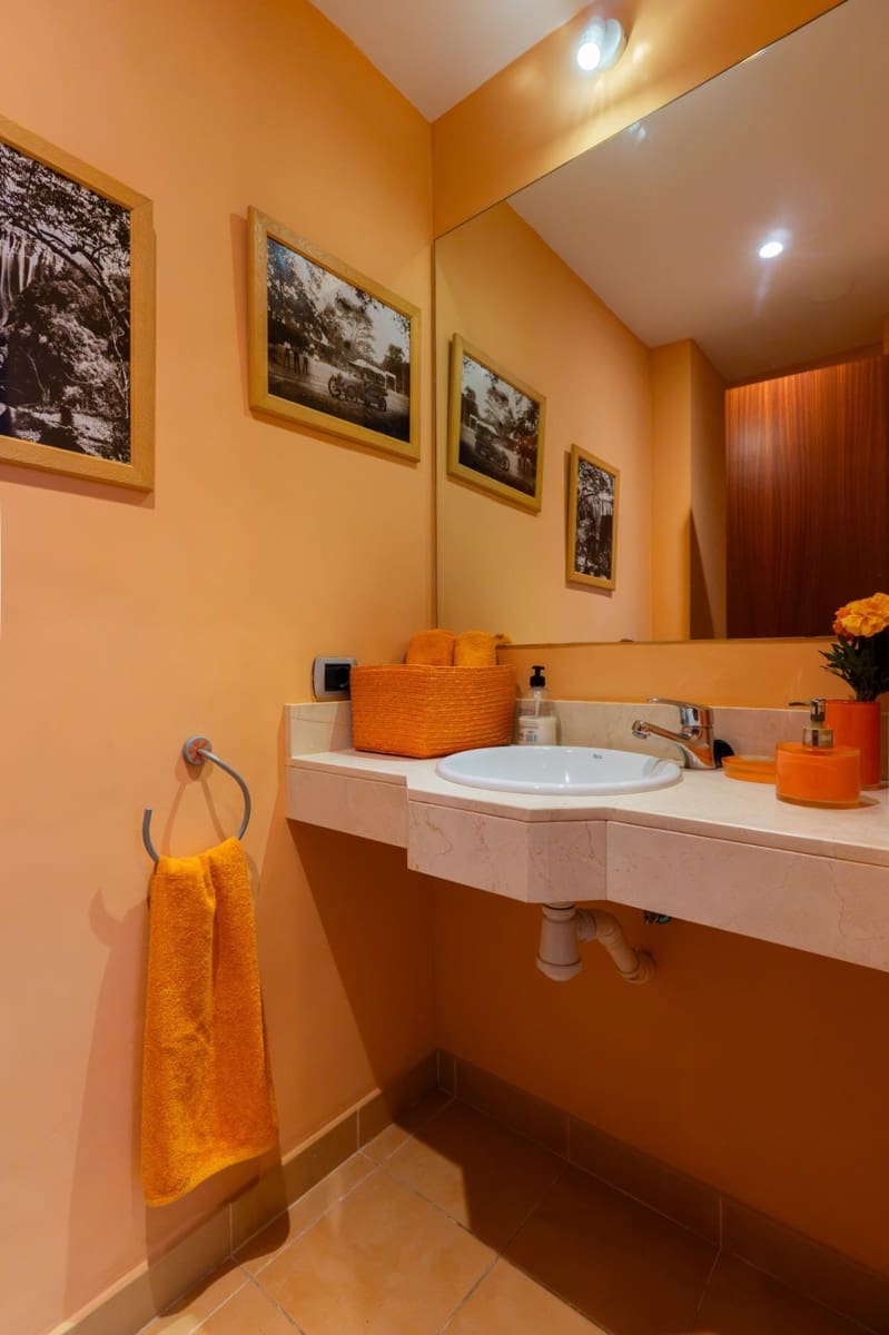 3 quarto Moradia Geminada para arrendar em La Quinta com piscina - 1 500 € (Ref: 10147202)