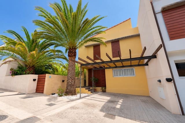 3 quarto Moradia Geminada para arrendar em La Quinta, Santa Ursula com piscina - 1 500 € (Ref: 10147202)