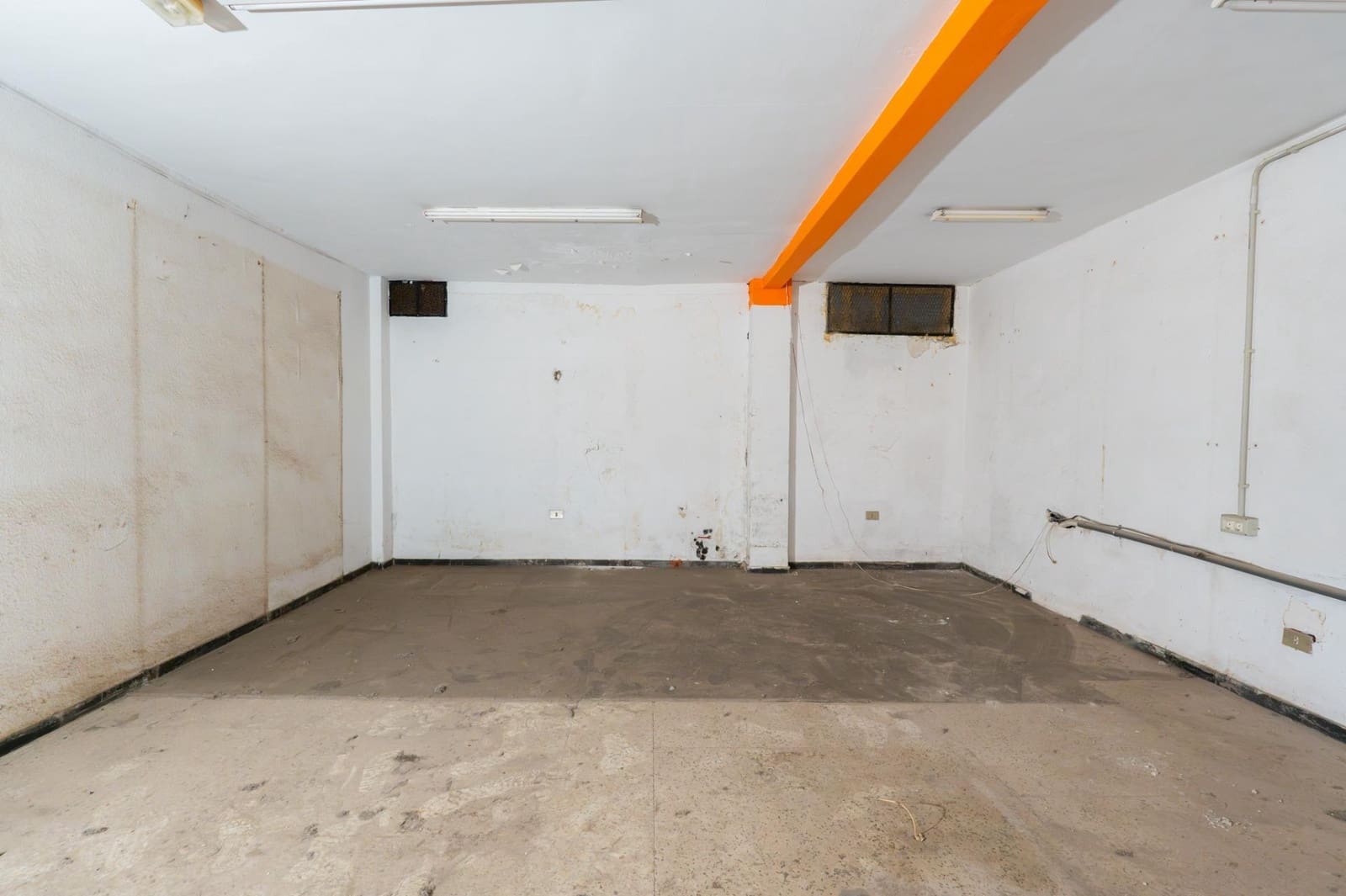 Gewerbe zu verkaufen in Puerto de la Cruz mit Garage - 160.000 € (Ref: 10177263)
