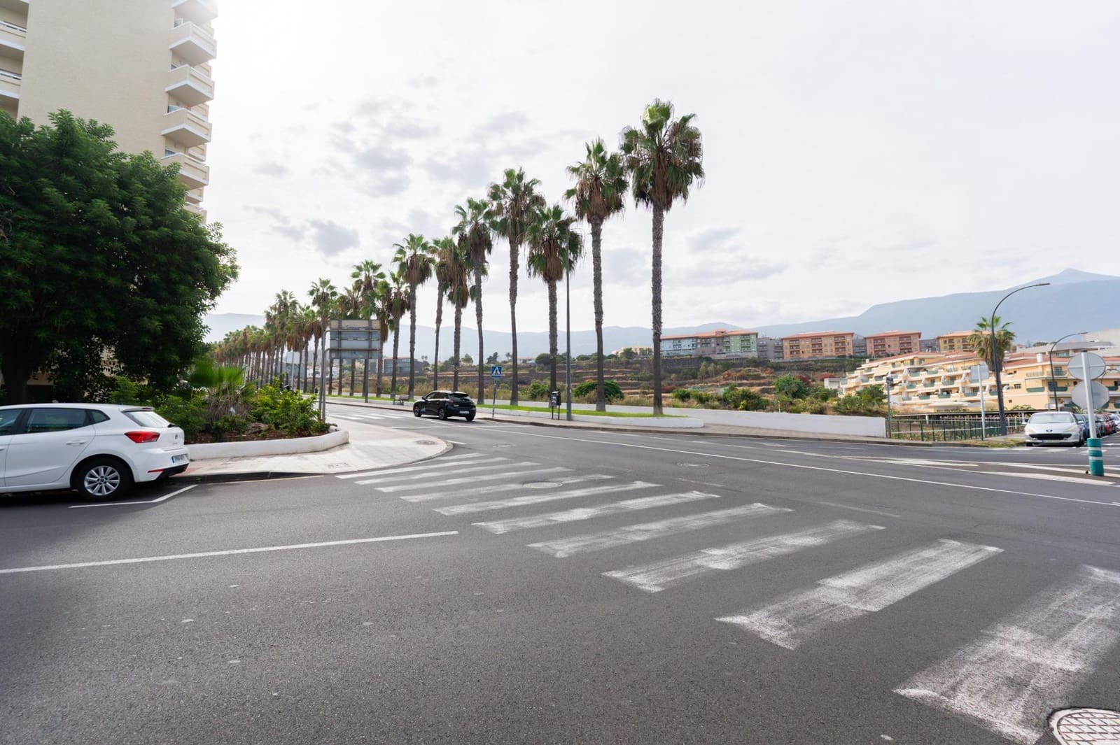 Gewerbe zu verkaufen in Puerto de la Cruz mit Garage - 160.000 € (Ref: 10177263)