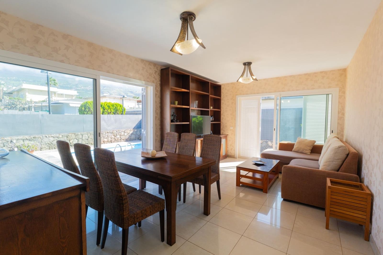 3 sovrum Villa att hyra i La Orotava med pool garage - 2 550 € (Ref: 9892722)