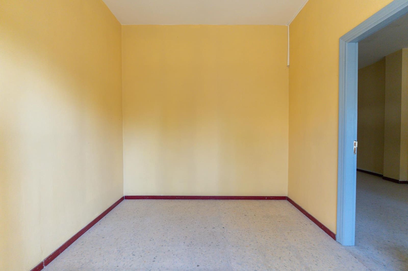 Commercial for rent in Puerto de la Cruz with garage - € 750 (Ref: 9892723)