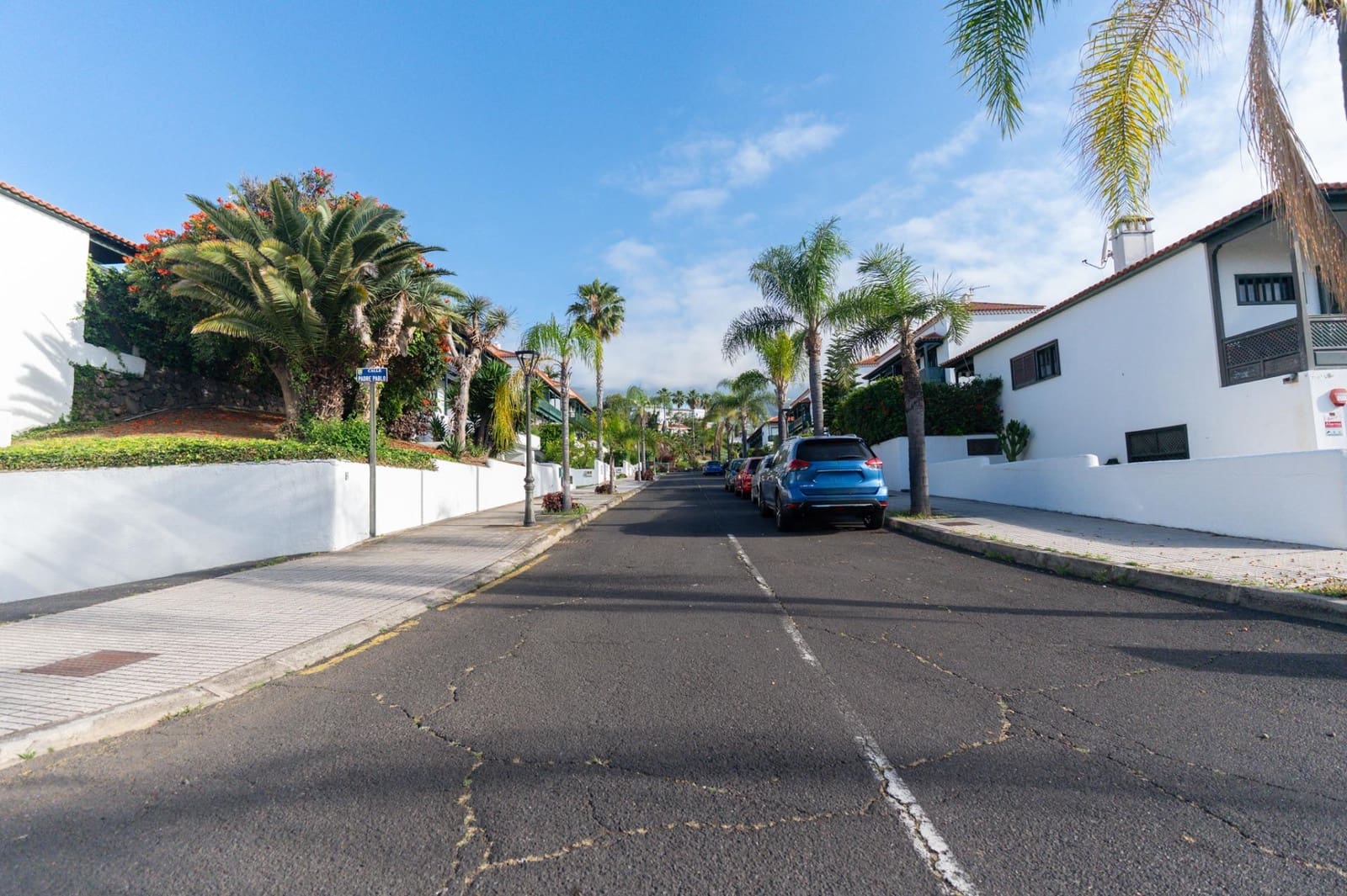Kommersiell til leie i Puerto de la Cruz med garasje - € 1 995 (Ref: 9892724)