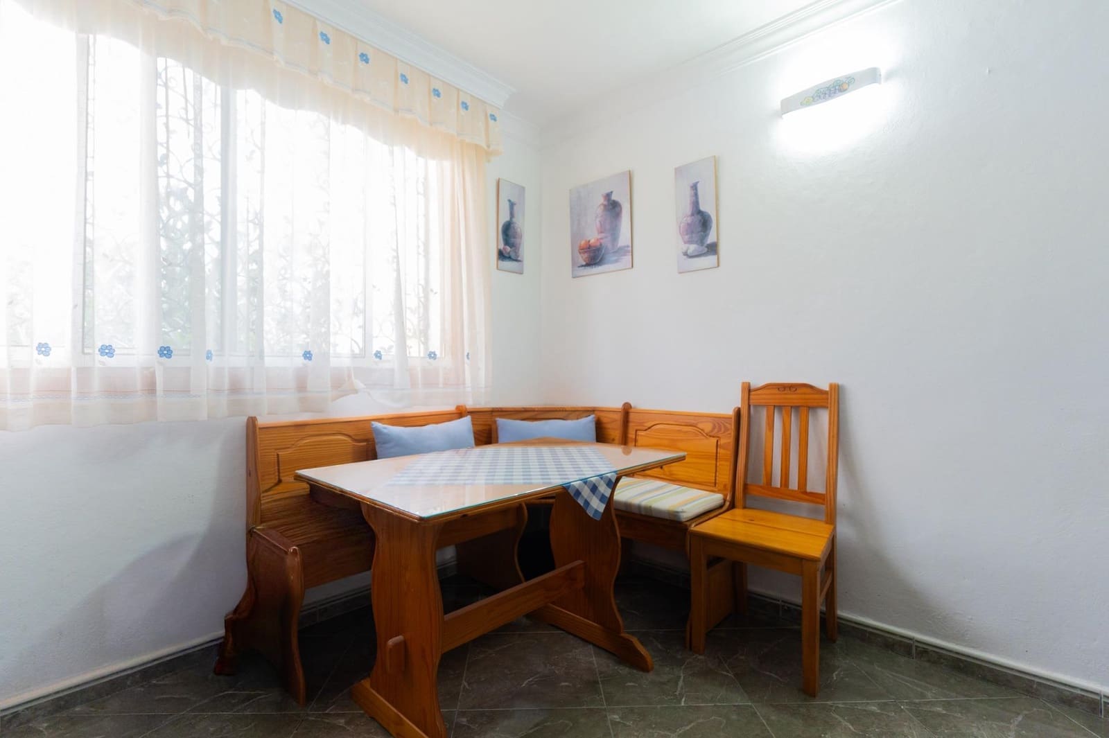 1 soverom Leilighet til salgs i Costa del Silencio med svømmebasseng - € 148 000 (Ref: 9892726)