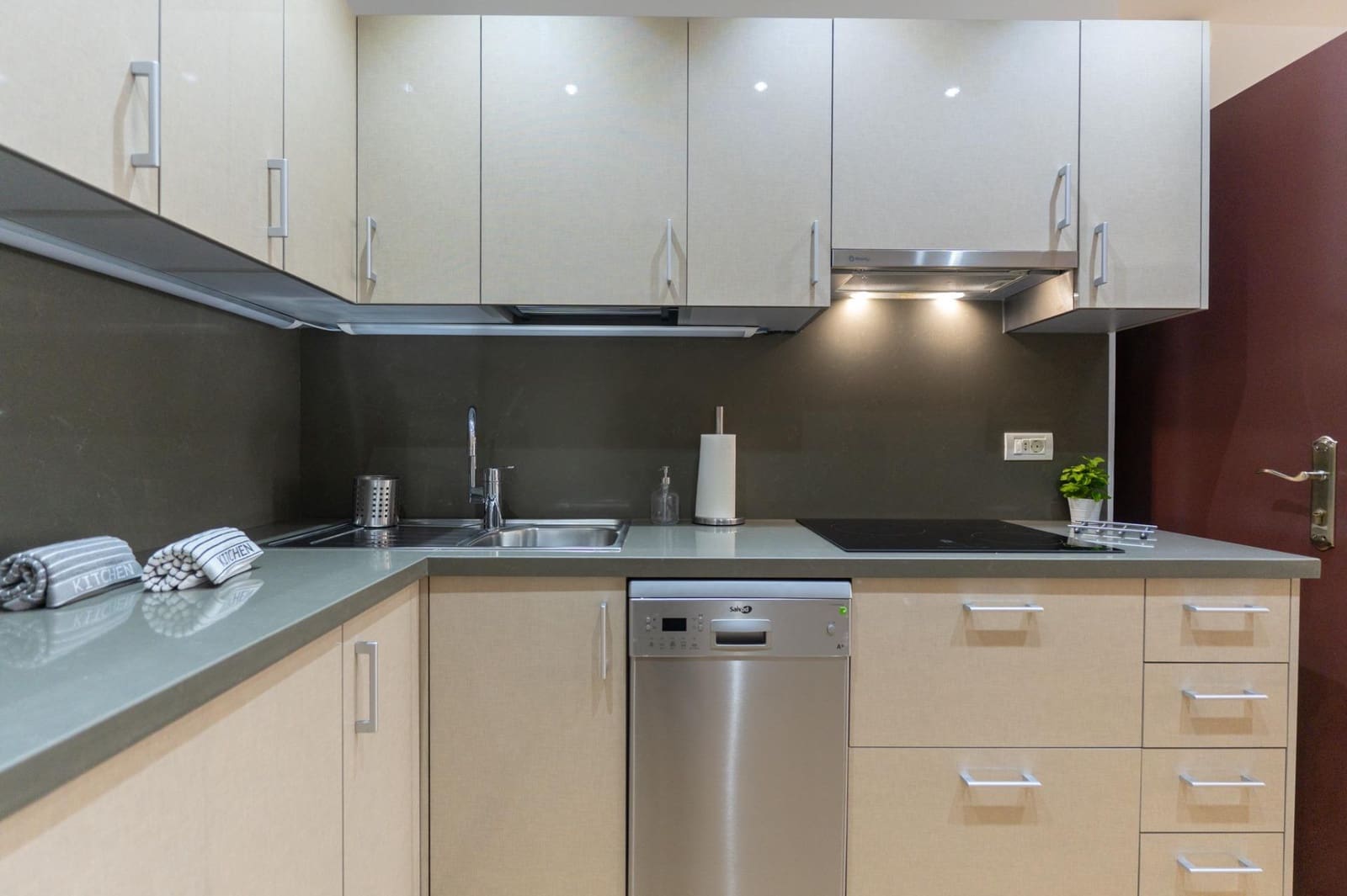 3 sypialnia Penthouse na sprzedaż w Icod de los Vinos z garażem - 210 000 € (Ref: 9892727)