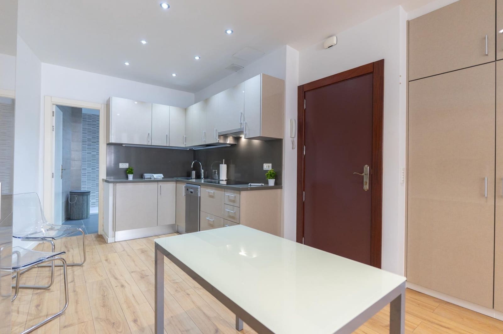 3 sypialnia Penthouse na sprzedaż w Icod de los Vinos z garażem - 210 000 € (Ref: 9892727)