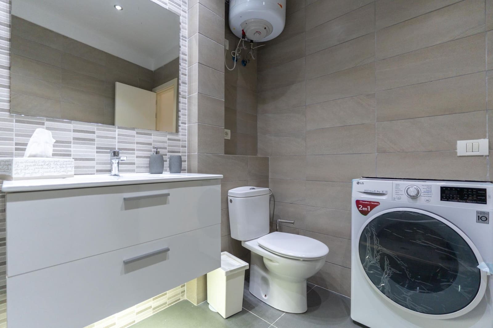 3 sypialnia Penthouse na sprzedaż w Icod de los Vinos z garażem - 210 000 € (Ref: 9892727)