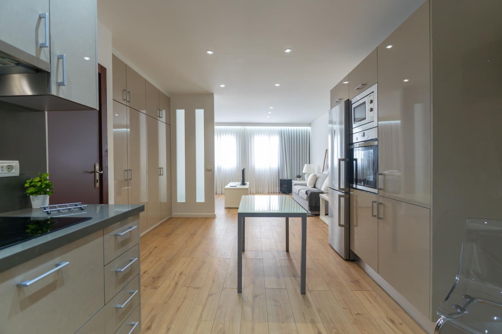 3 sypialnia Penthouse na sprzedaż w Icod de los Vinos z garażem - 210 000 € (Ref: 9892727)