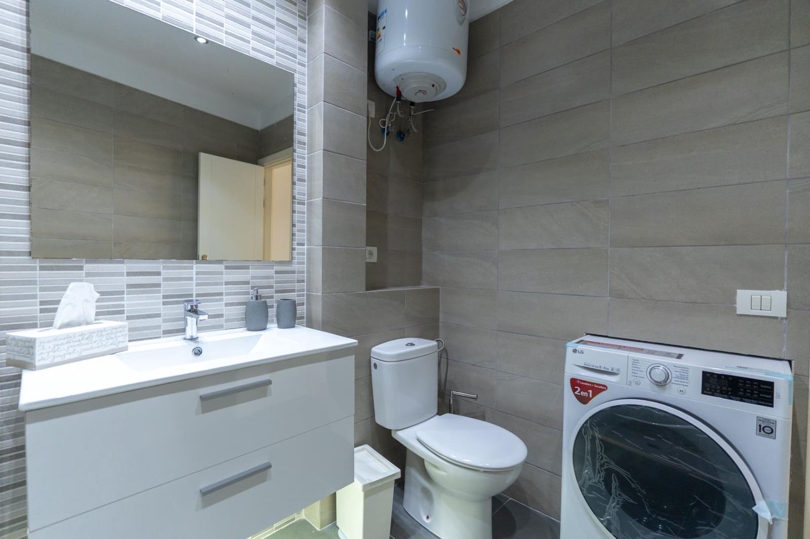 3 sypialnia Penthouse na sprzedaż w Icod de los Vinos z garażem - 210 000 € (Ref: 9892727)