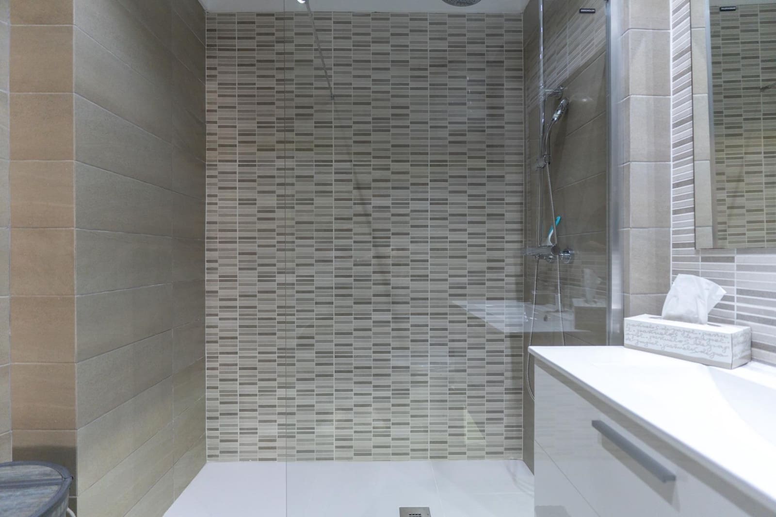 3 sypialnia Penthouse na sprzedaż w Icod de los Vinos z garażem - 210 000 € (Ref: 9892727)