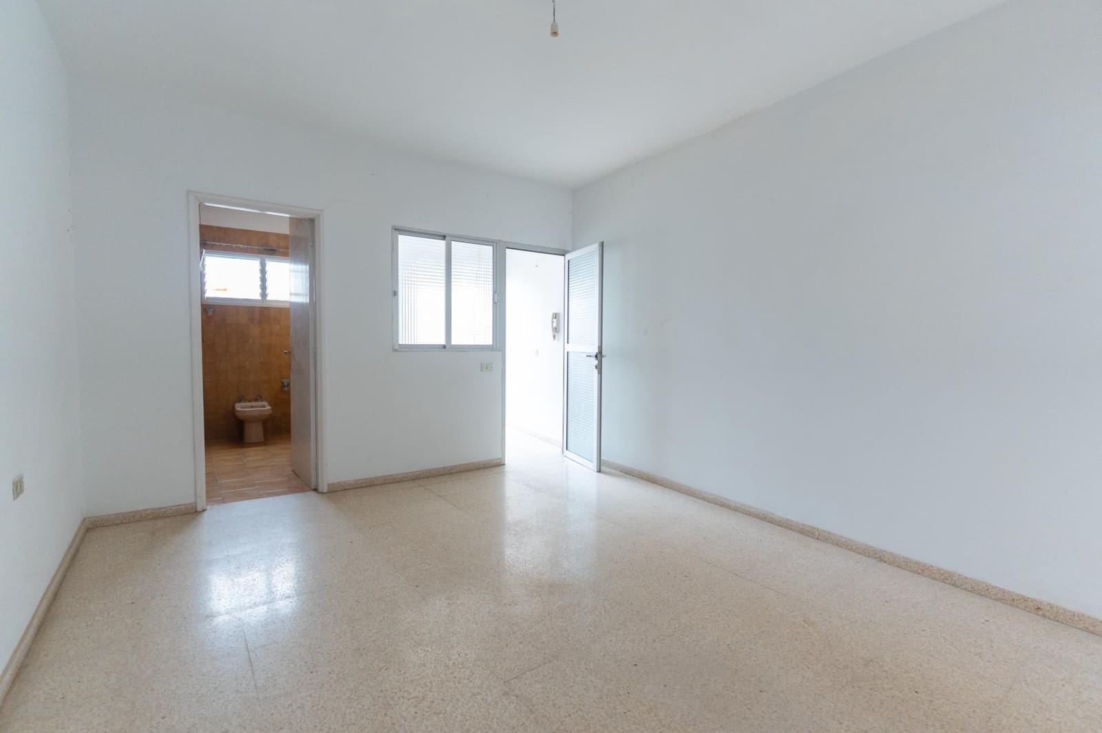 3 sypialnia Penthouse na sprzedaż w Icod de los Vinos z garażem - 210 000 € (Ref: 9892727)