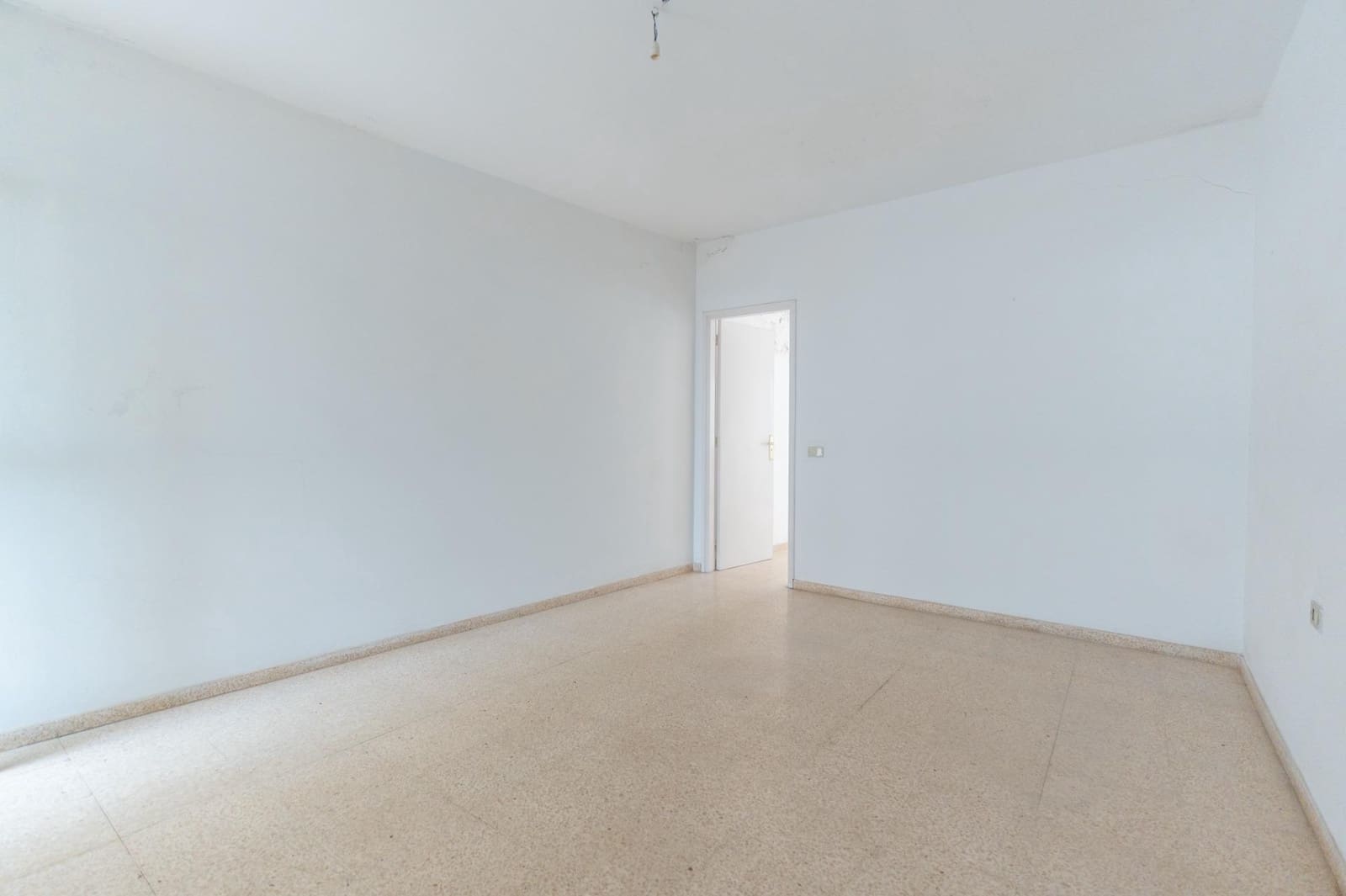 3 sypialnia Penthouse na sprzedaż w Icod de los Vinos z garażem - 210 000 € (Ref: 9892727)