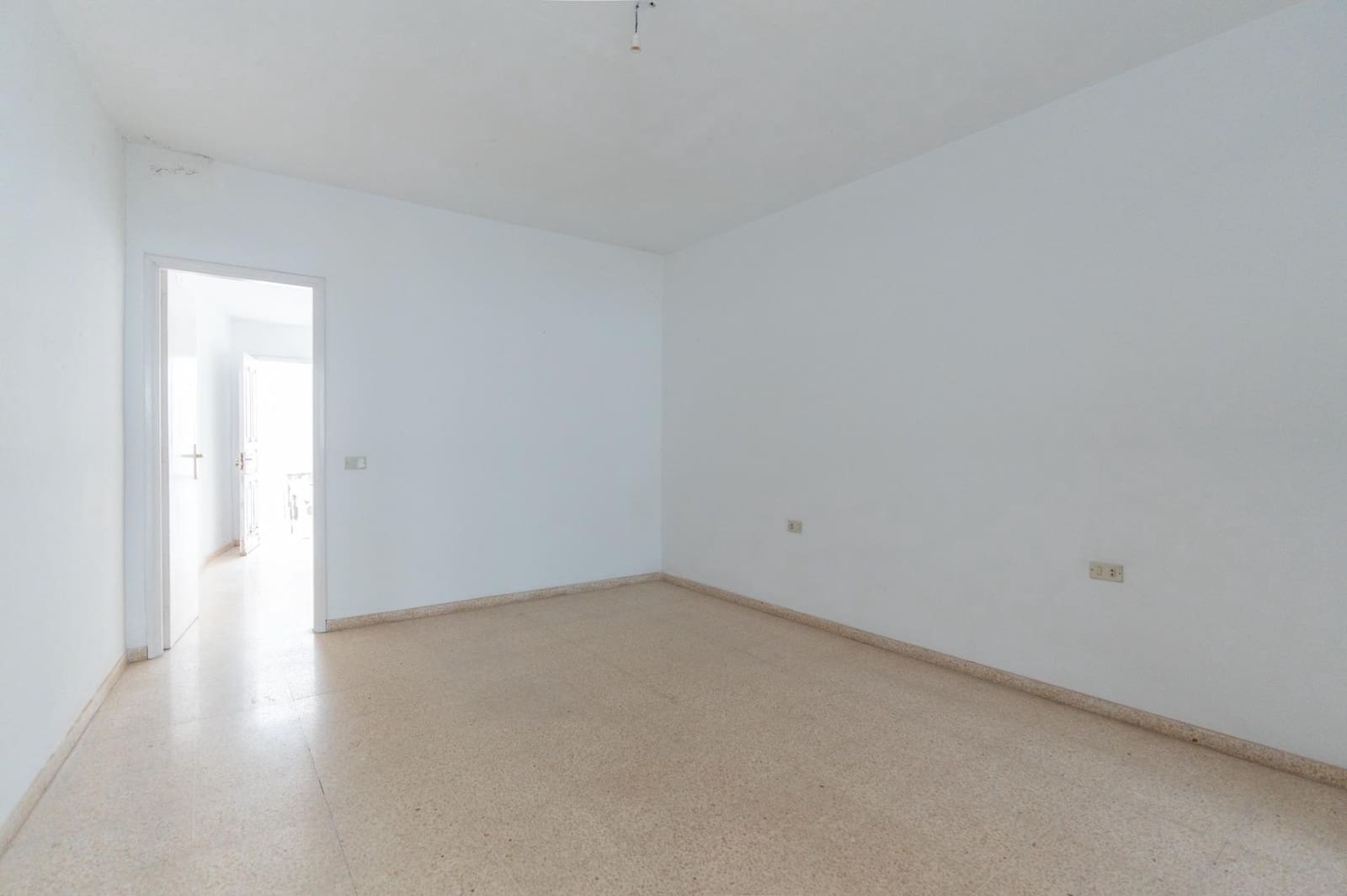 3 sypialnia Penthouse na sprzedaż w Icod de los Vinos z garażem - 210 000 € (Ref: 9892727)