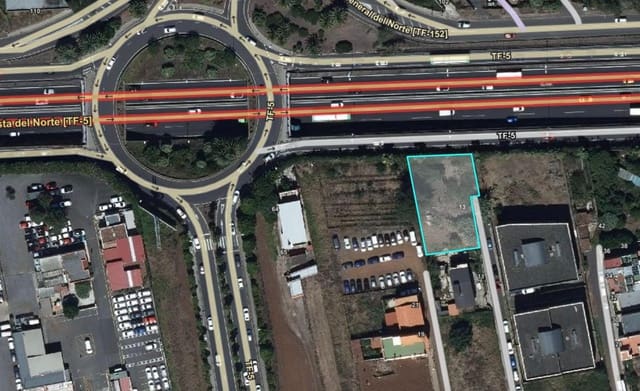 Działka budowlana na sprzedaż w San Cristóbal de La Laguna - 148 000 € (Ref: 9892728)