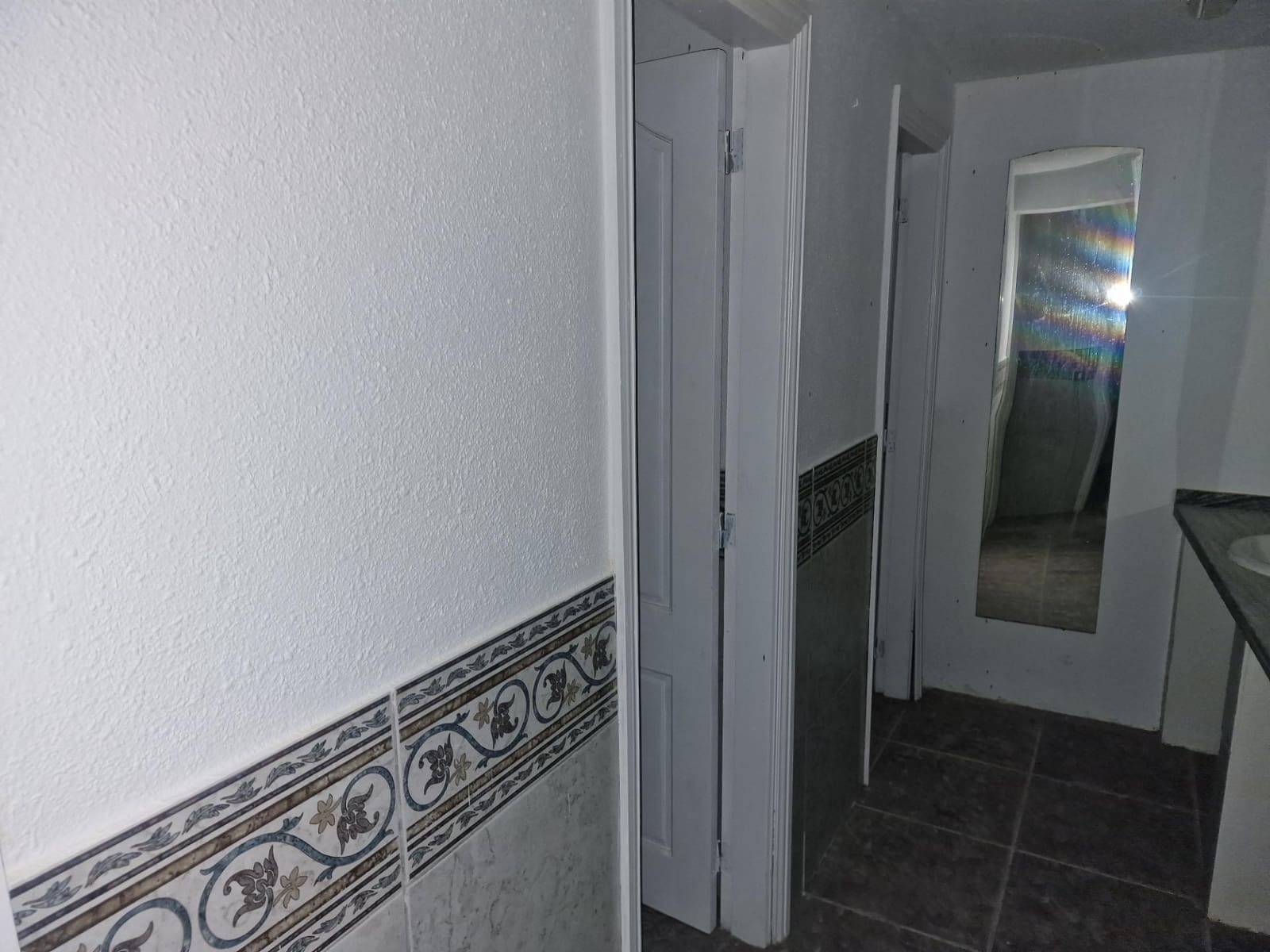 Commercial for sale in Alcala - € 178,500 (Ref: 9892730)