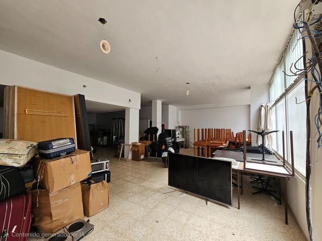 Azienda in vendita in Puerto de la Cruz con garage - 475.000 € (Rif: 9892732)