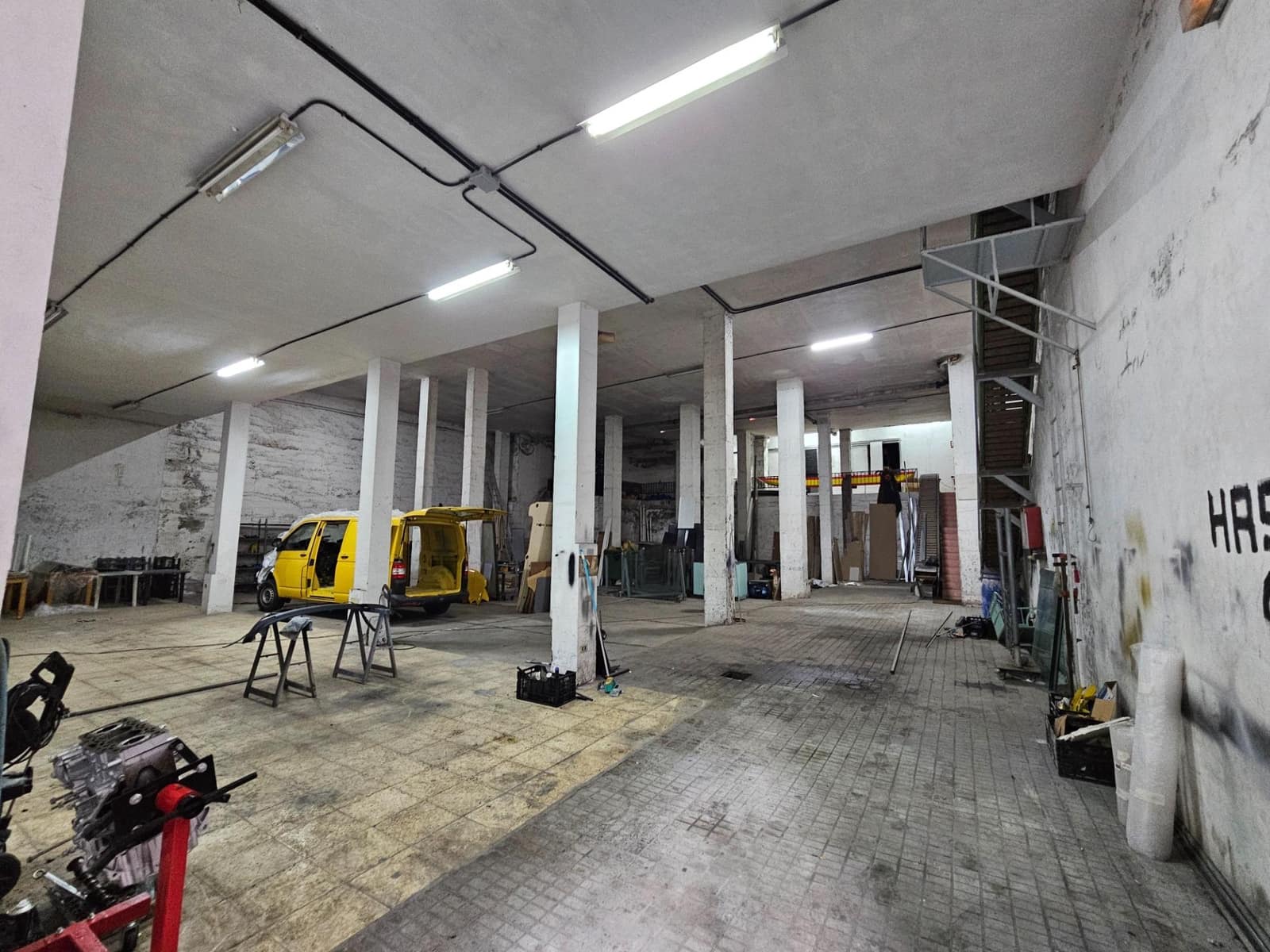 Business for sale in Puerto de la Cruz with garage - € 475,000 (Ref: 9892732)