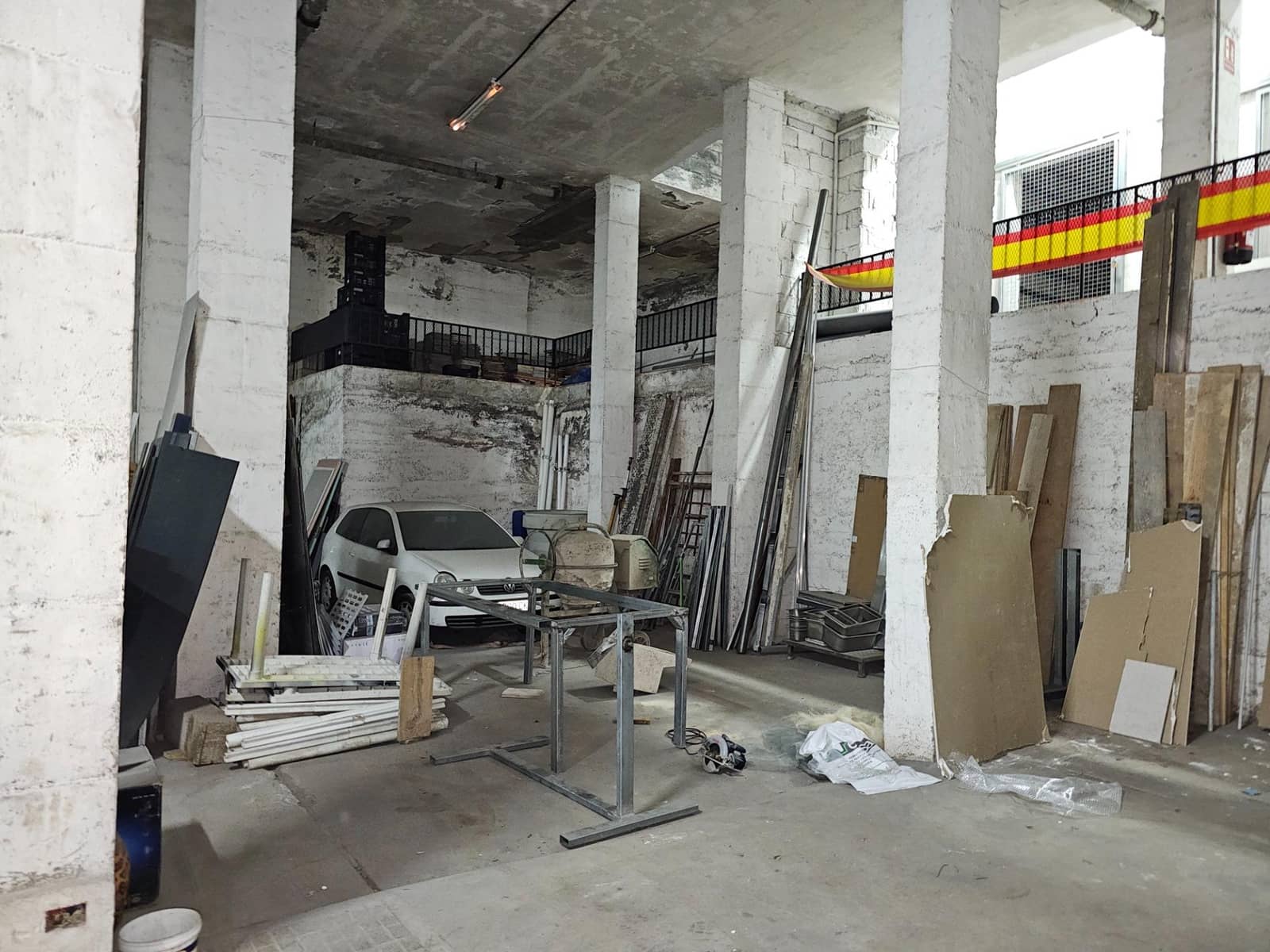 Business for sale in Puerto de la Cruz with garage - € 475,000 (Ref: 9892732)