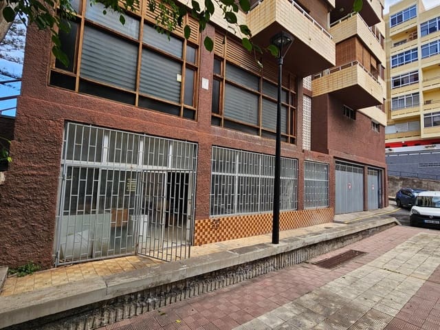 Azienda in vendita in Puerto de la Cruz con garage - 475.000 € (Rif: 9892732)