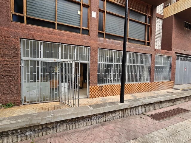 Azienda in vendita in Puerto de la Cruz con garage - 475.000 € (Rif: 9892732)