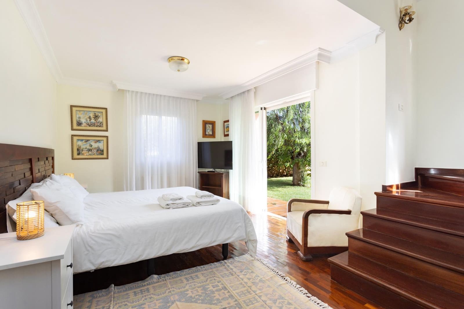 6 soverom Villa til salgs i Puerto de la Cruz med svømmebasseng garasje - € 1 380 000 (Ref: 9892735)
