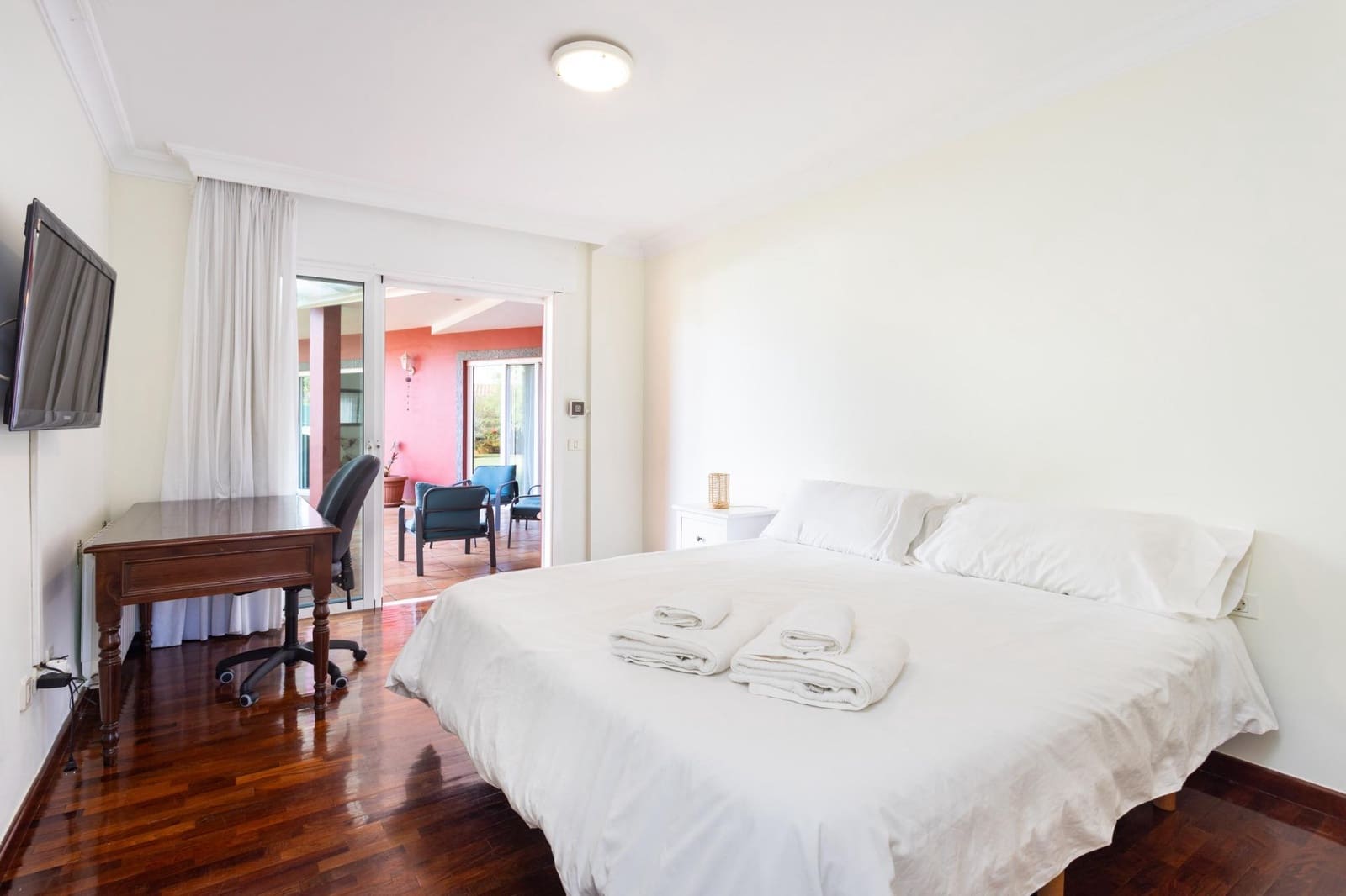 6 soverom Villa til salgs i Puerto de la Cruz med svømmebasseng garasje - € 1 380 000 (Ref: 9892735)