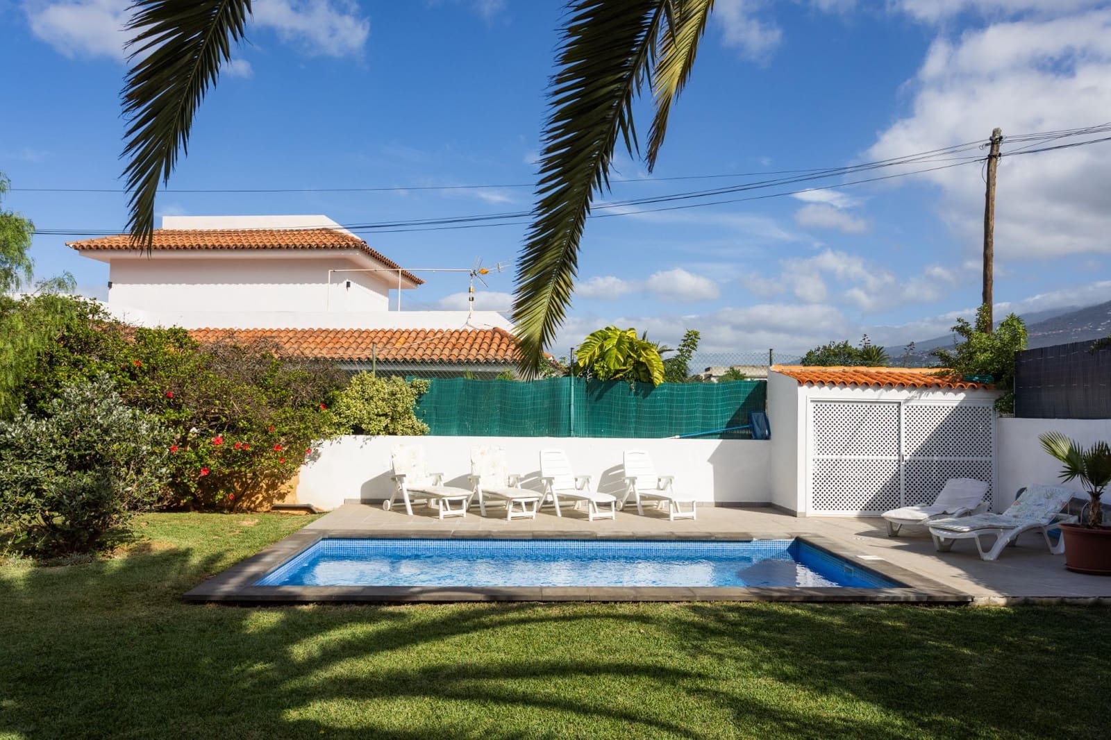 6 soverom Villa til salgs i Puerto de la Cruz med svømmebasseng garasje - € 1 380 000 (Ref: 9892735)