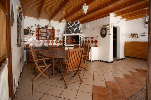 3 bedroom Semi-detached Villa for sale in El Sauzal - € 425,000 (Ref: 9892737)