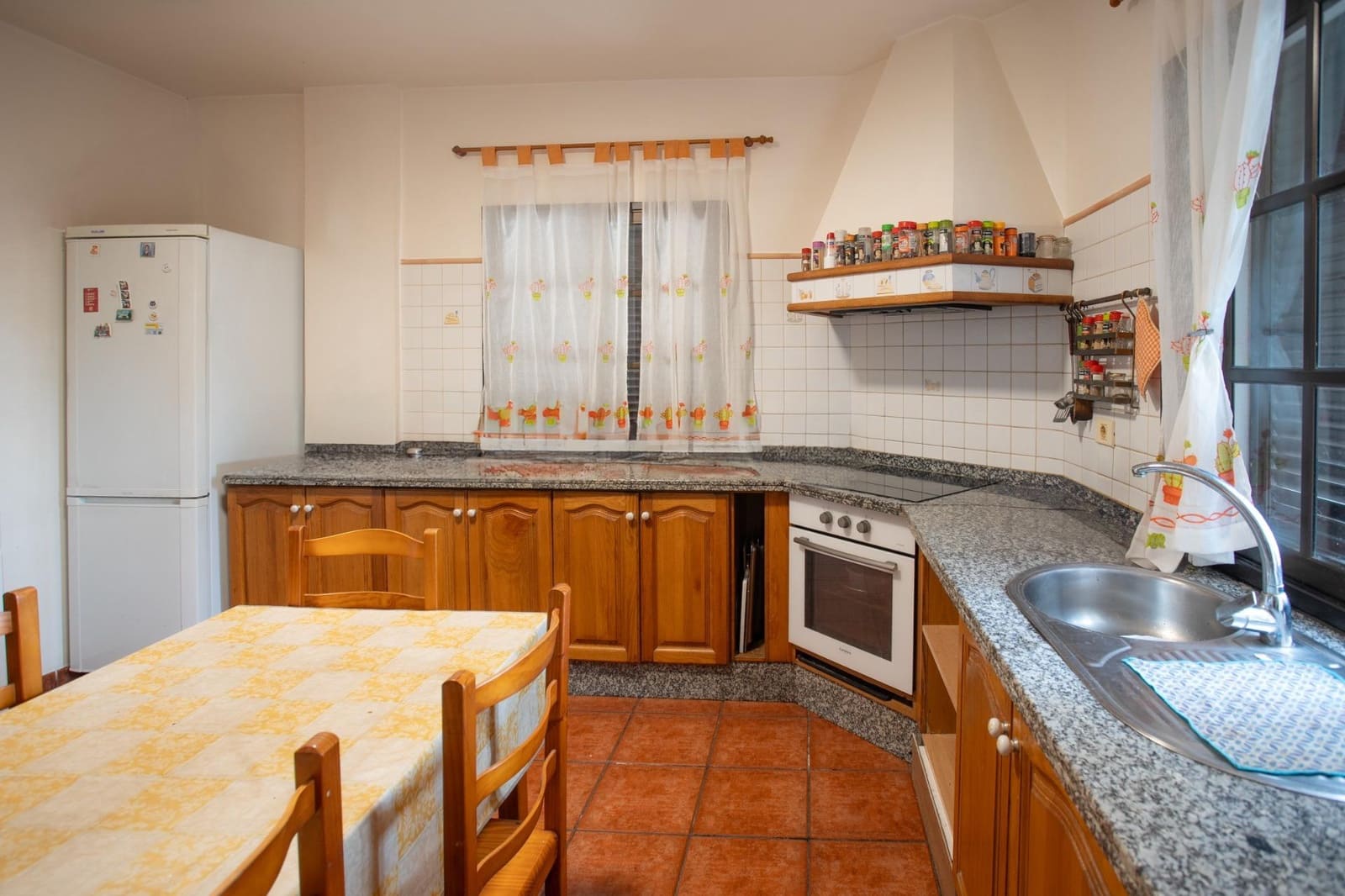 3 bedroom Semi-detached Villa for sale in El Sauzal - € 425,000 (Ref: 9892737)