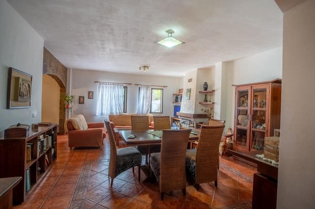 3 bedroom Semi-detached Villa for sale in El Sauzal - € 425,000 (Ref: 9892737)