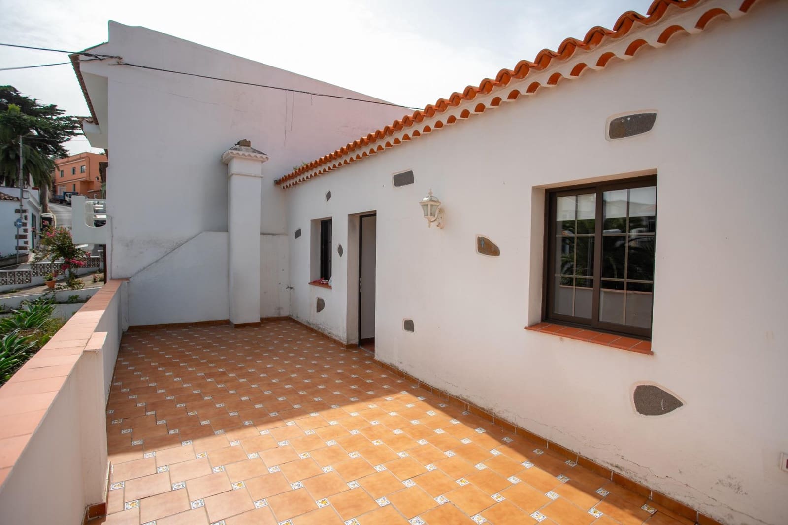 3 bedroom Semi-detached Villa for sale in El Sauzal - € 425,000 (Ref: 9892737)