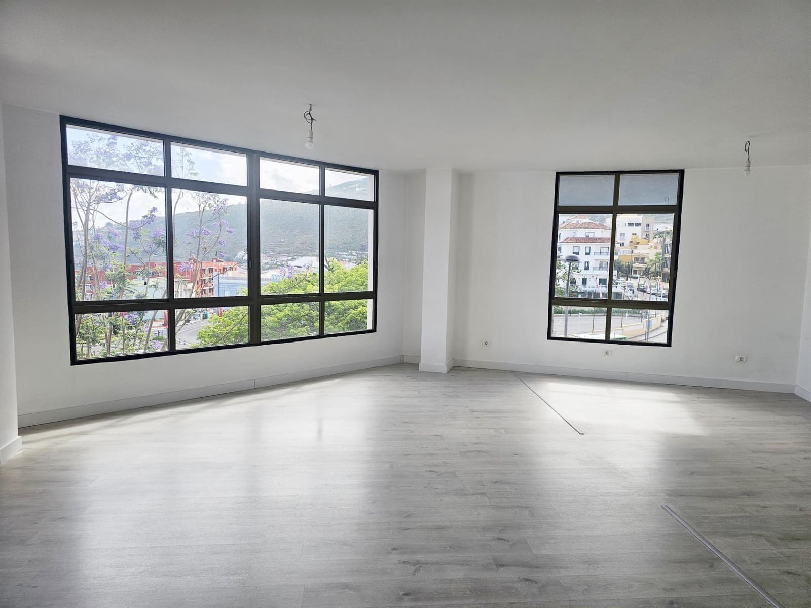 Ufficio da affittare in La Orotava - 600 € (Rif: 9892741)