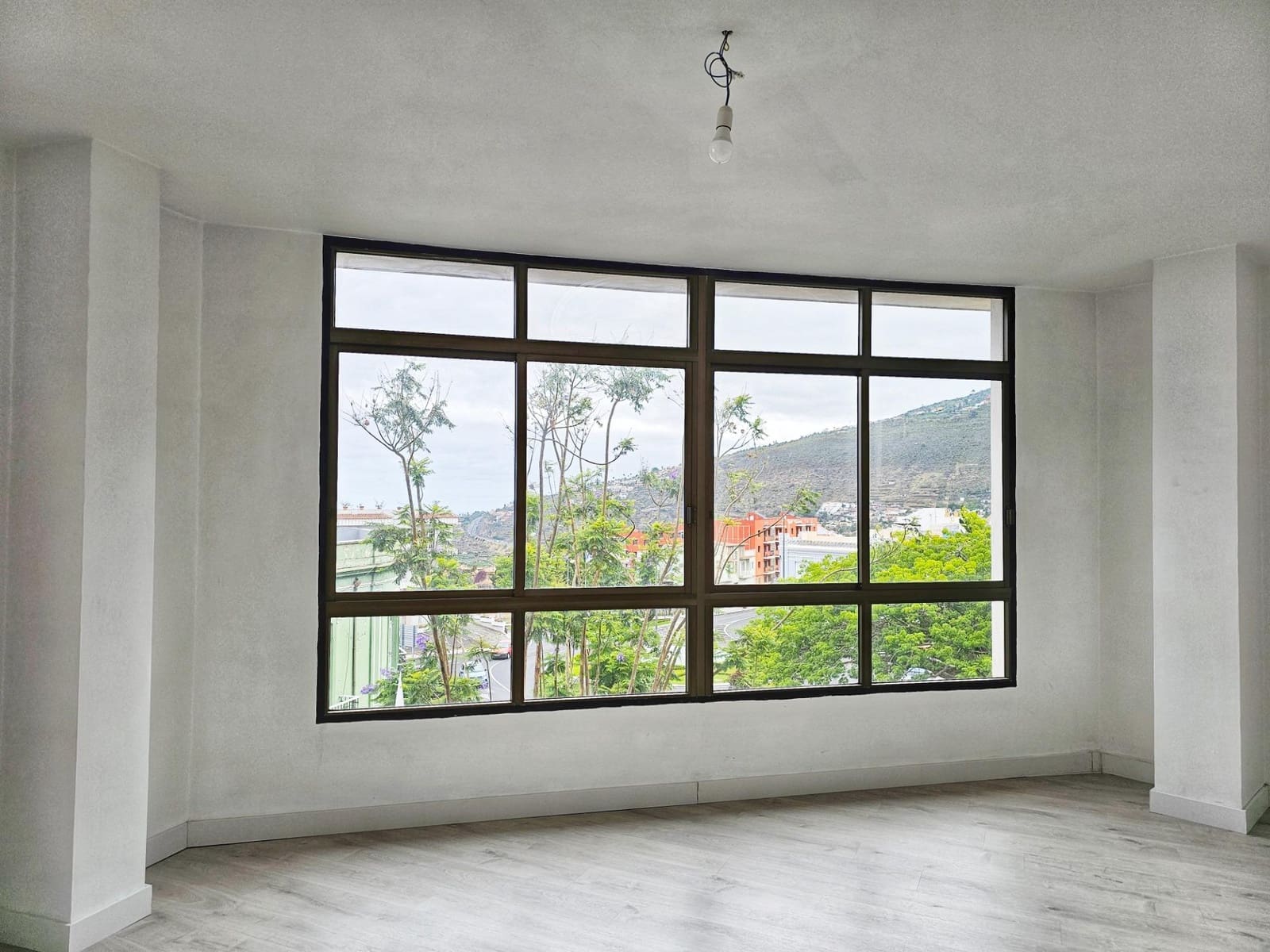 Ufficio da affittare in La Orotava - 600 € (Rif: 9892741)