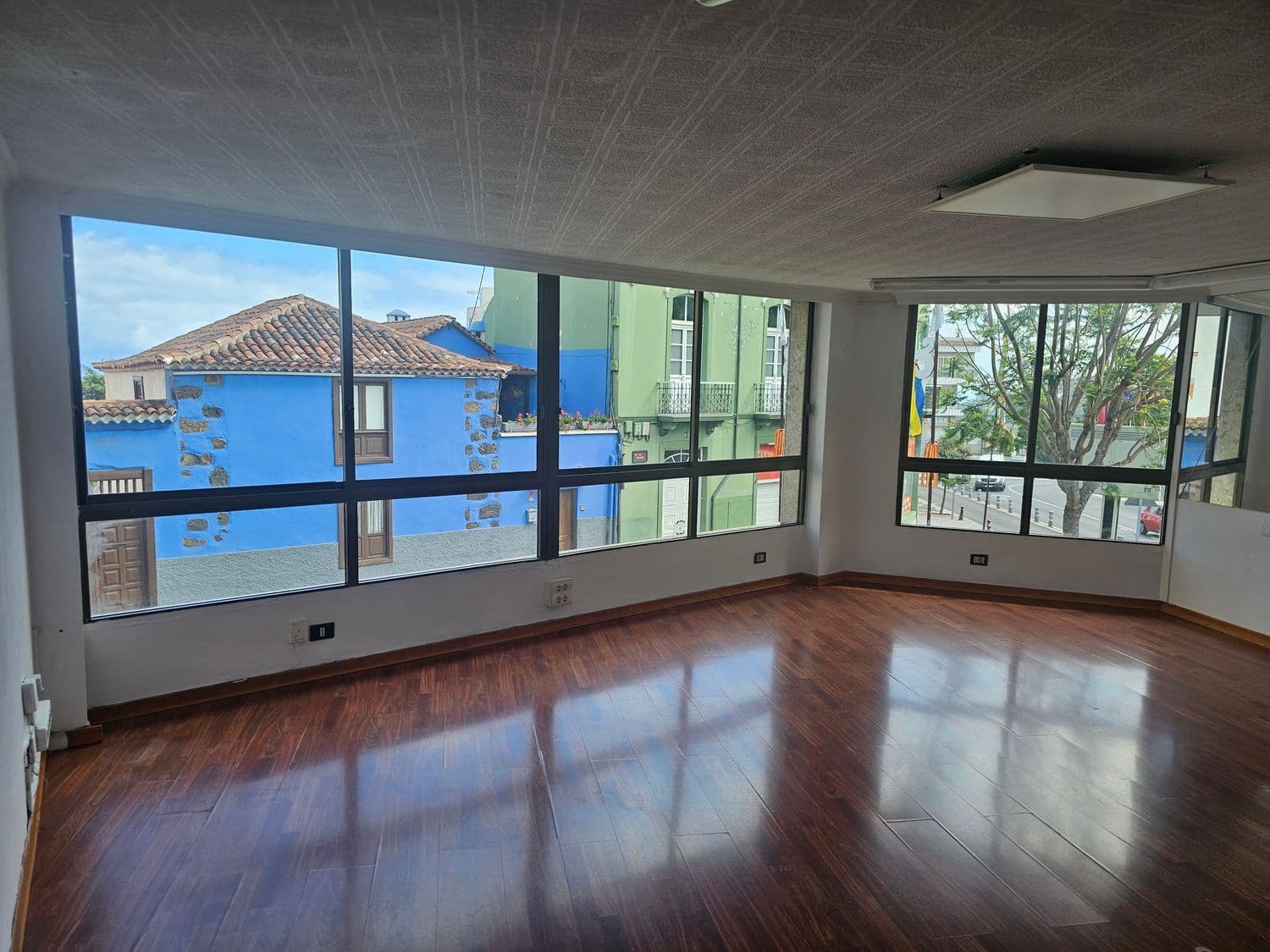 Office for rent in La Orotava - € 650 (Ref: 9892742)