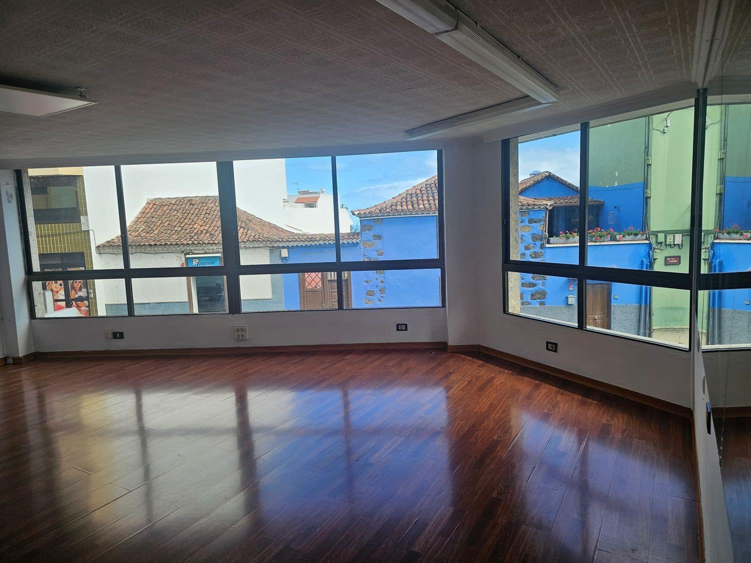 Office for rent in La Orotava - € 650 (Ref: 9892742)