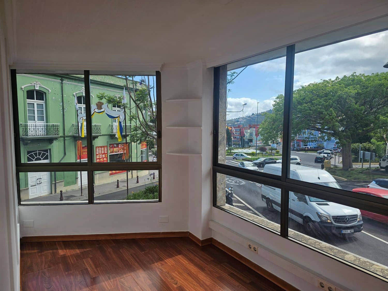 Office for rent in La Orotava - € 650 (Ref: 9892742)