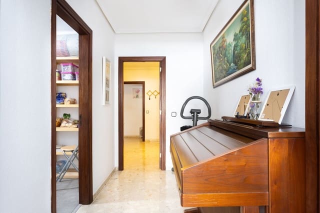 4 soveværelse Lejlighed til salg i Puerto de la Cruz - € 285.000 (Ref: 9892744)