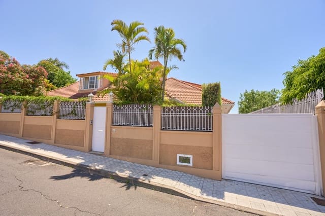 6 quarto Moradia para venda em La Quinta, Santa Ursula com piscina garagem - 1 800 000 € (Ref: 9954264)