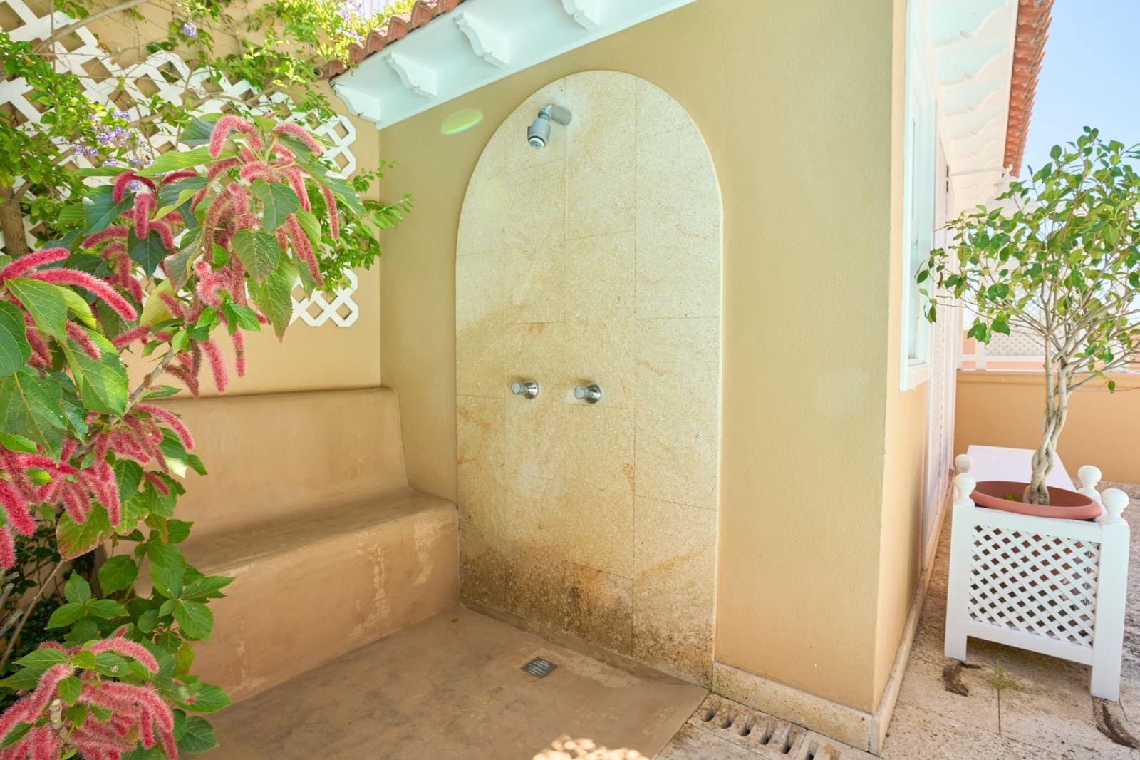 6 quarto Moradia para venda em La Quinta com piscina garagem - 1 800 000 € (Ref: 9954264)