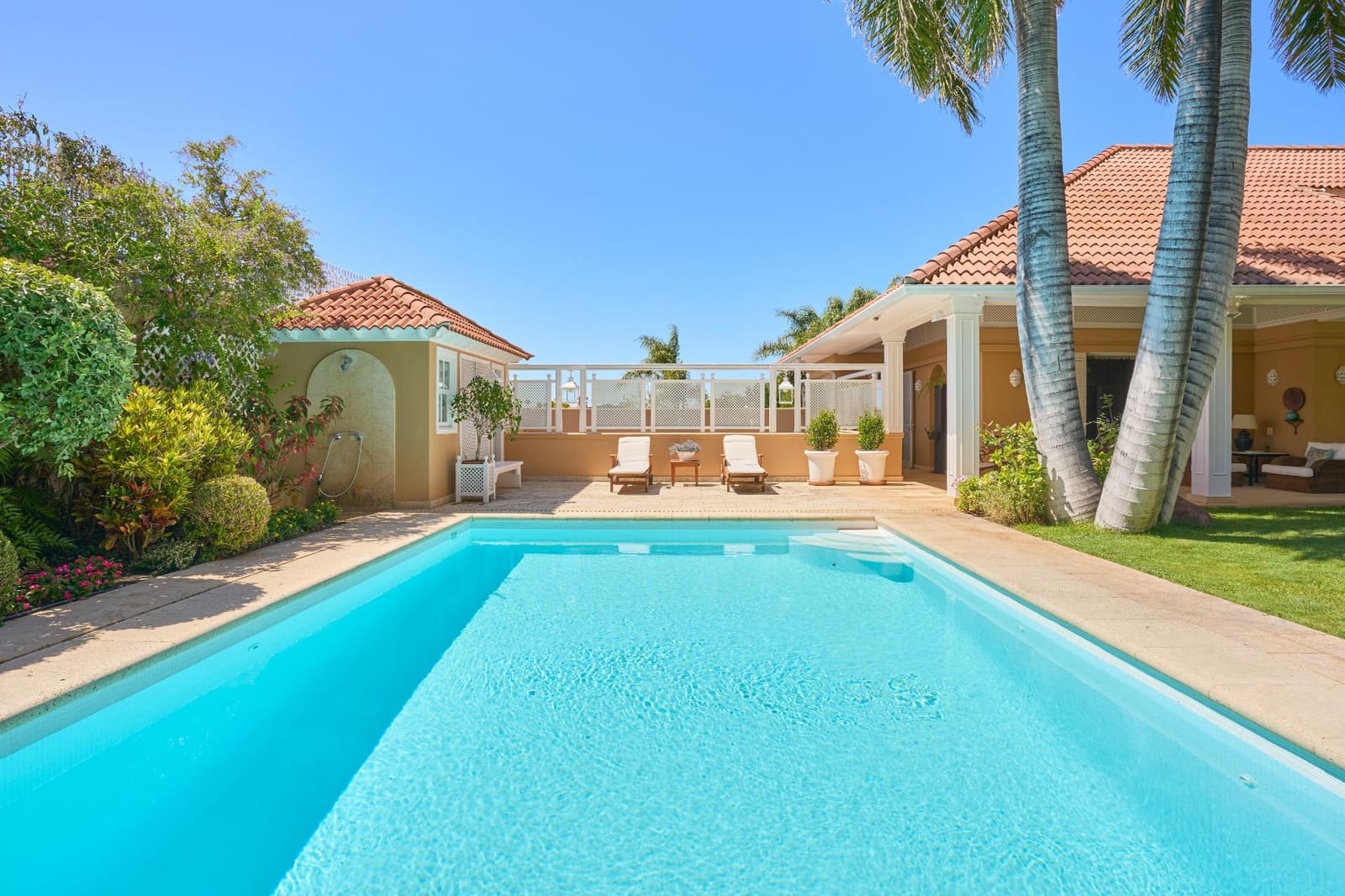 6 quarto Moradia para venda em La Quinta com piscina garagem - 1 800 000 € (Ref: 9954264)