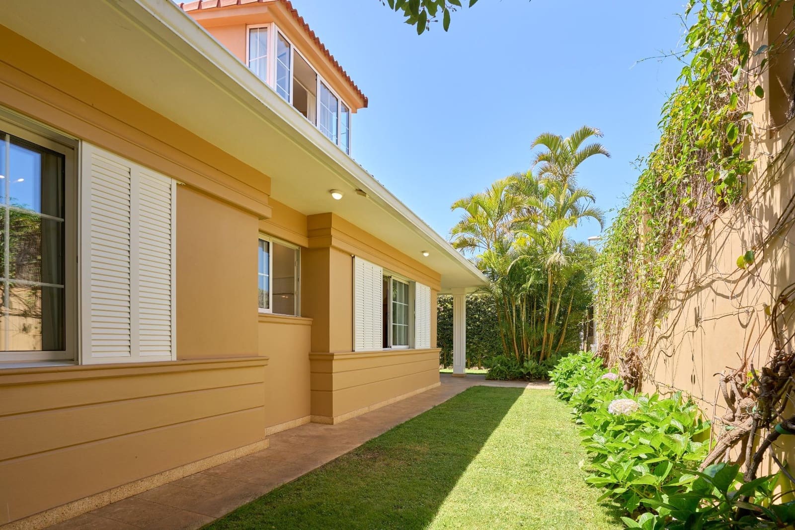 6 quarto Moradia para venda em La Quinta com piscina garagem - 1 800 000 € (Ref: 9954264)