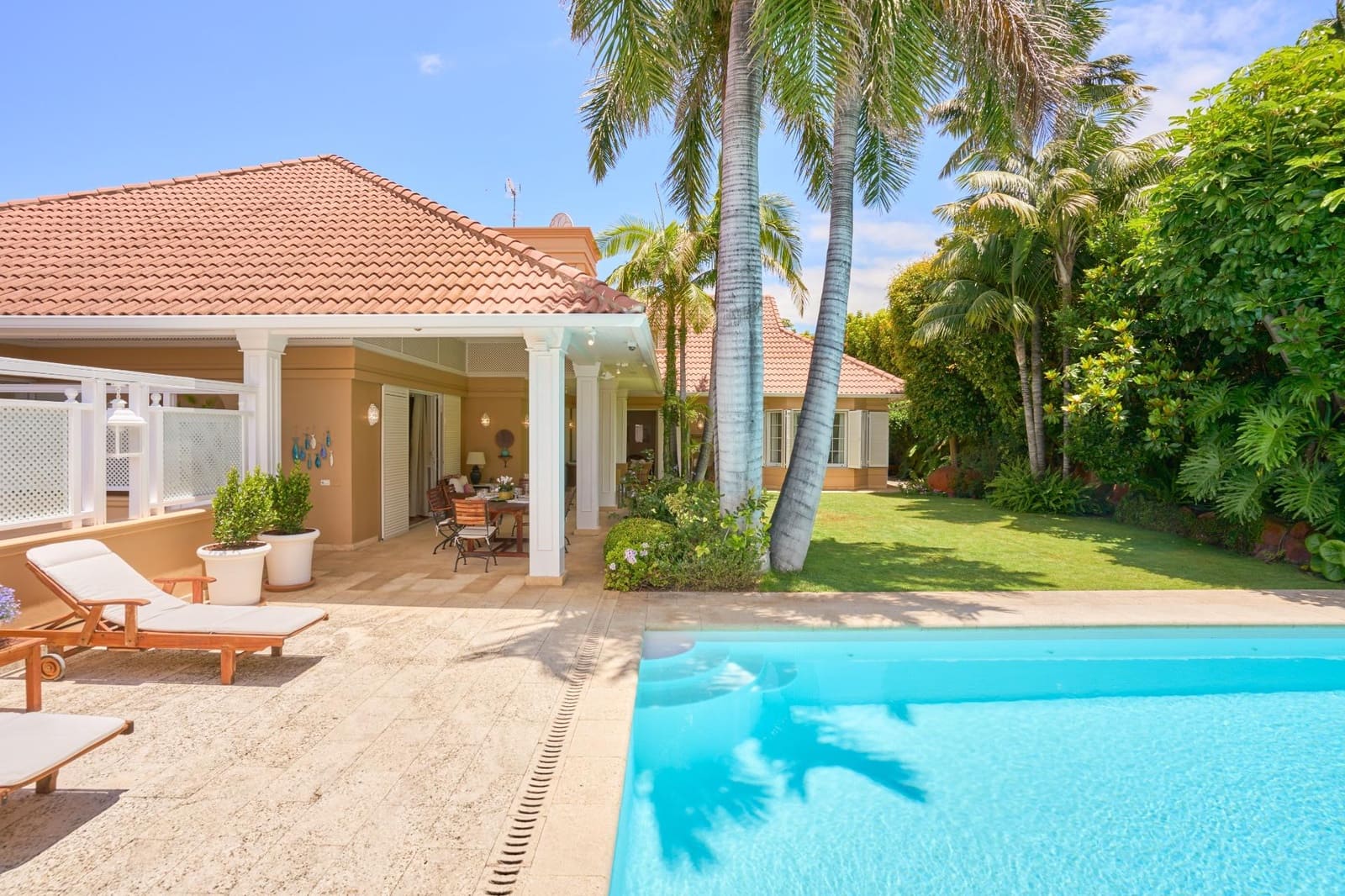6 quarto Moradia para venda em La Quinta com piscina garagem - 1 800 000 € (Ref: 9954264)