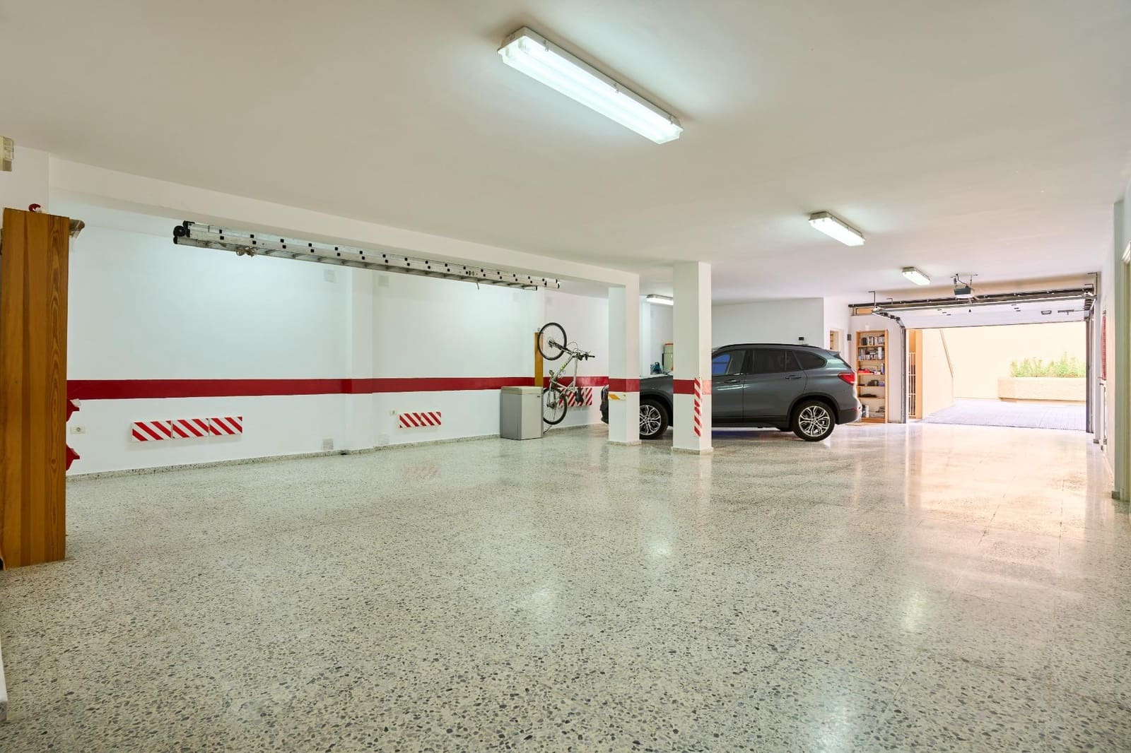 6 quarto Moradia para venda em La Quinta com piscina garagem - 1 800 000 € (Ref: 9954264)