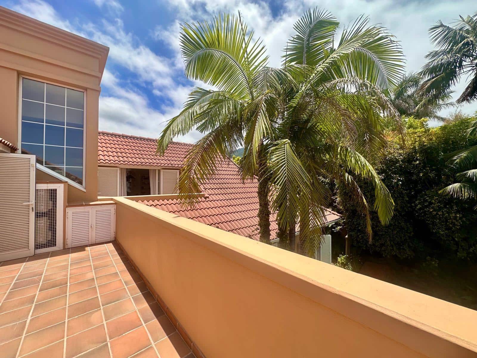 6 quarto Moradia para venda em La Quinta com piscina garagem - 1 800 000 € (Ref: 9954264)
