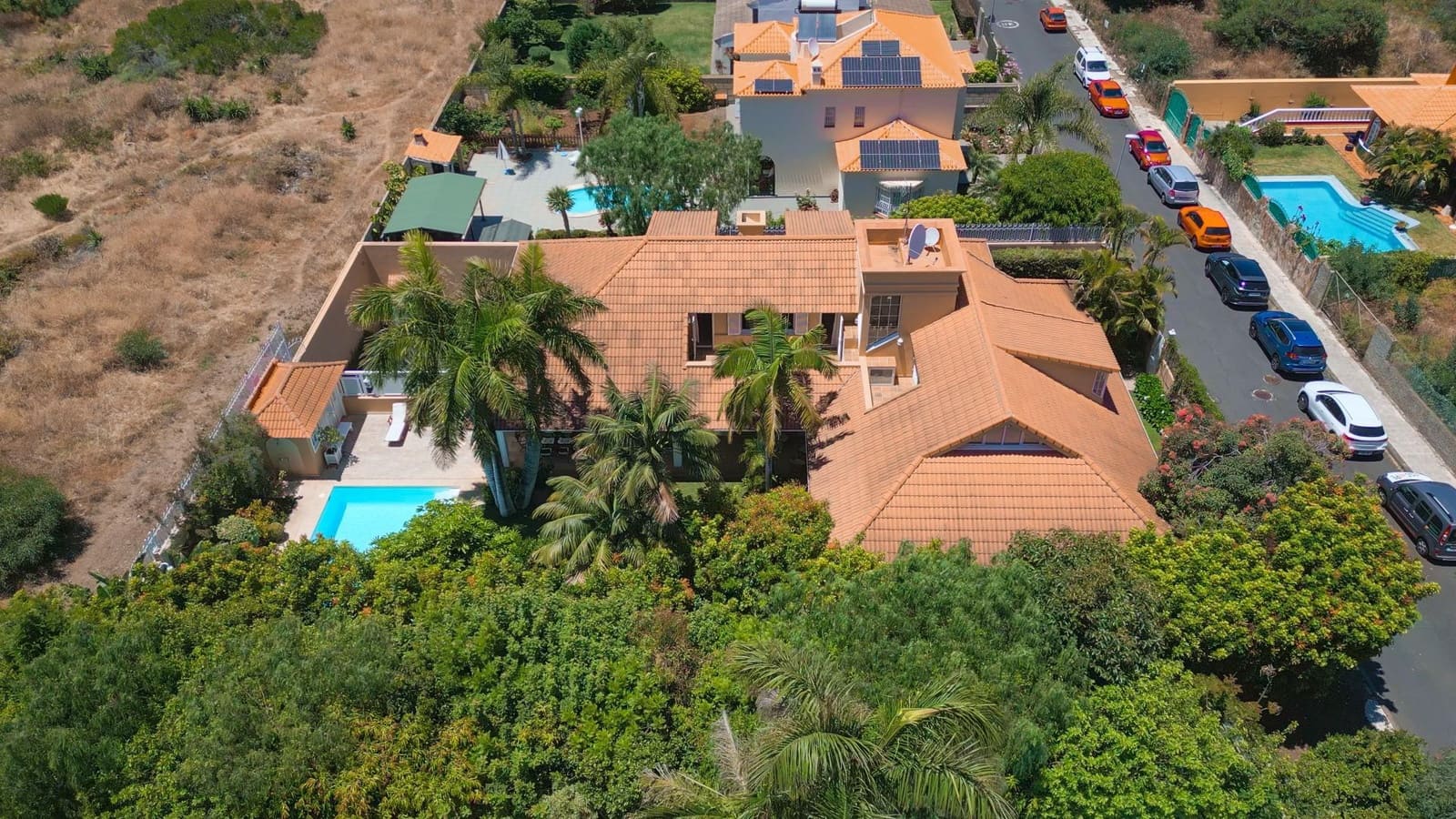 6 quarto Moradia para venda em La Quinta com piscina garagem - 1 800 000 € (Ref: 9954264)