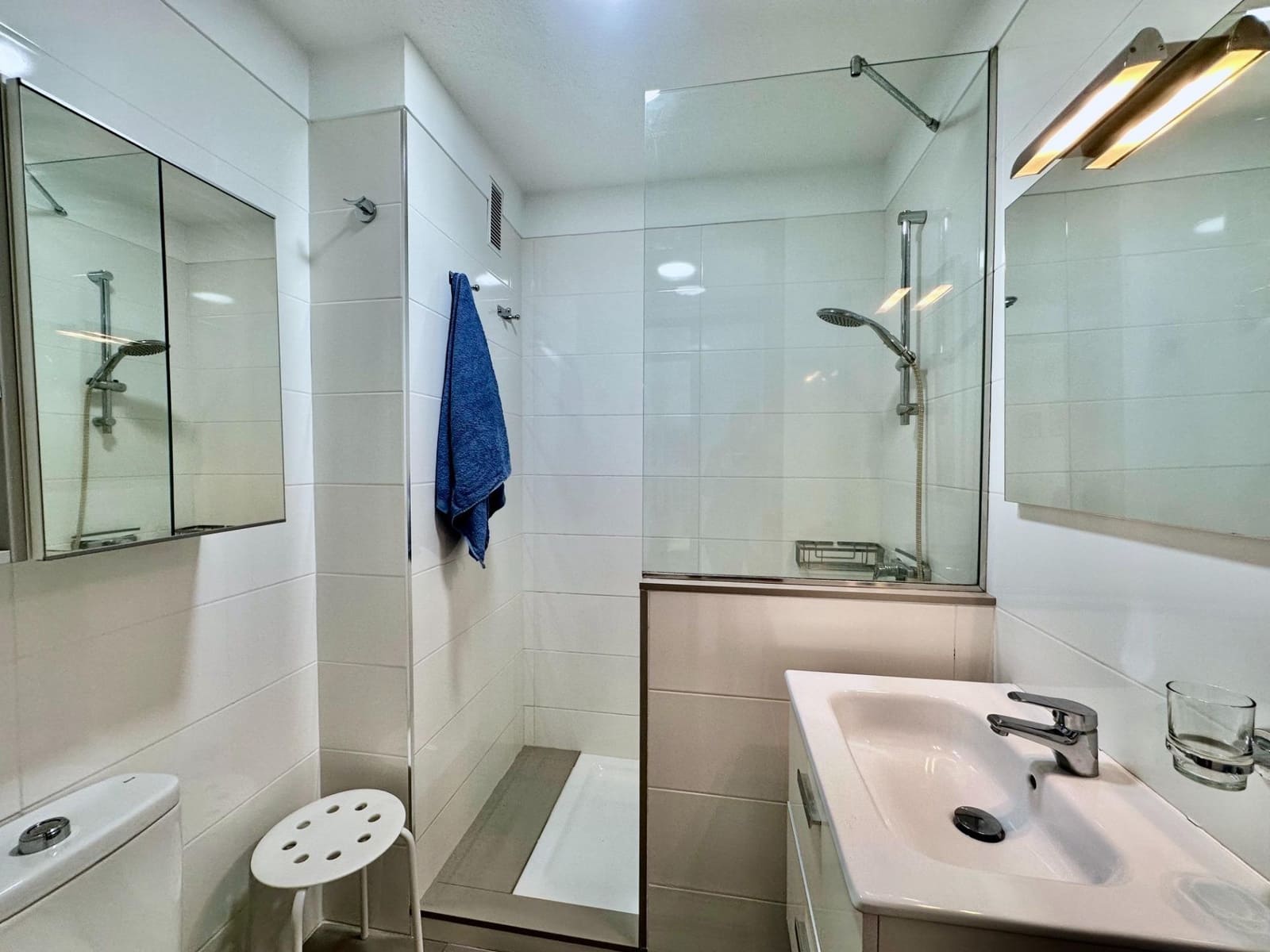 2 quarto Apartamento para arrendar em Santa Cruz de Tenerife - 1 100 € (Ref: 9959820)