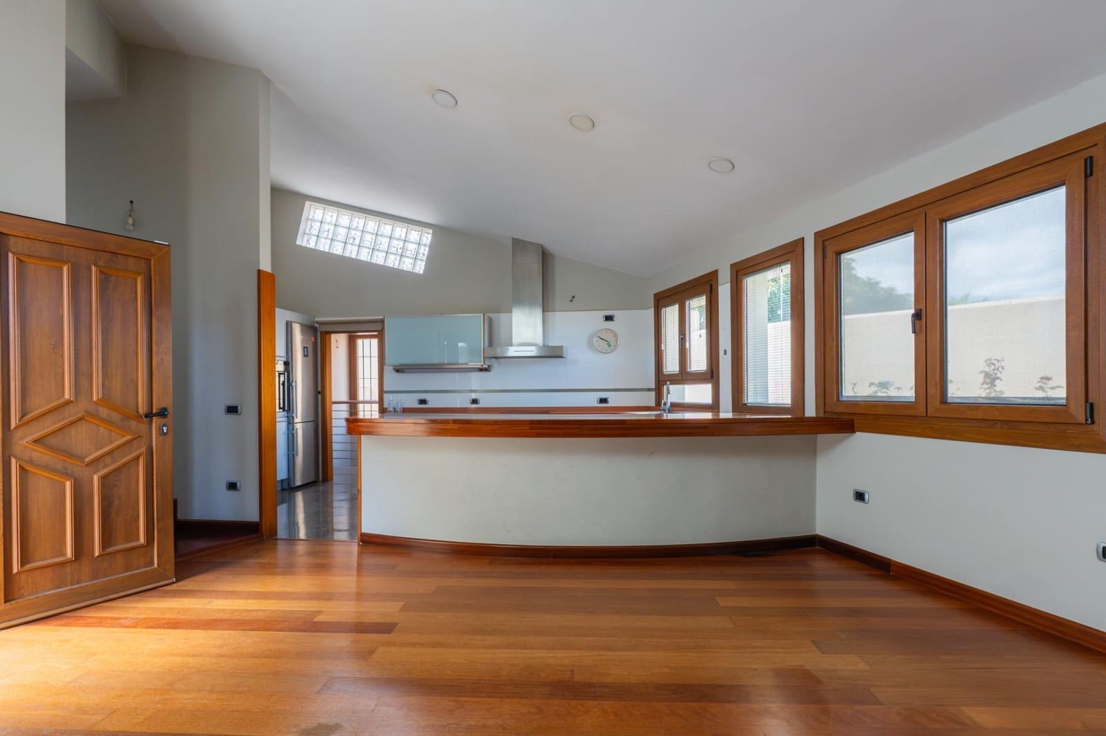 5 sypialnia Willa na sprzedaż w La Orotava z basenem garażem - 790 000 € (Ref: 9973361)
