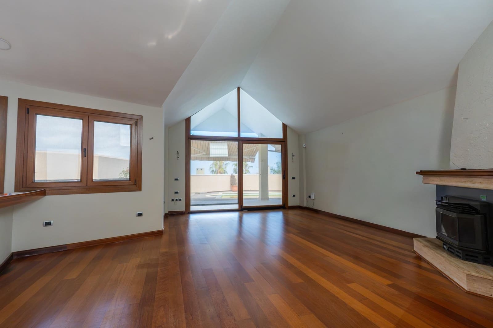 5 sypialnia Willa na sprzedaż w La Orotava z basenem garażem - 790 000 € (Ref: 9973361)