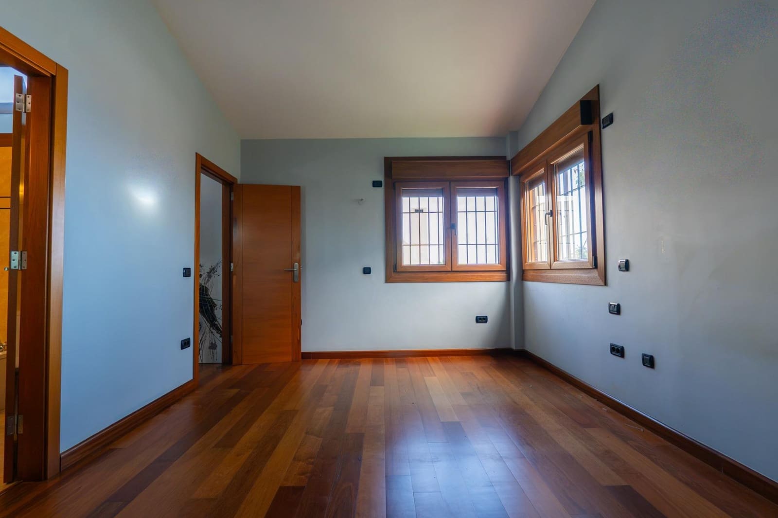 5 sypialnia Willa na sprzedaż w La Orotava z basenem garażem - 790 000 € (Ref: 9973361)